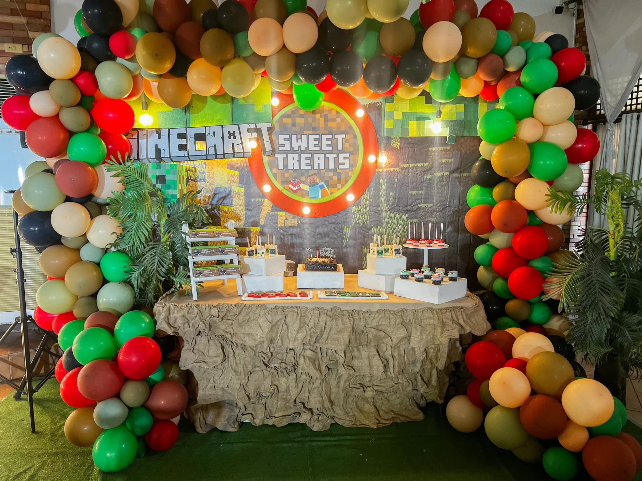 Minecraft-themed party for kids