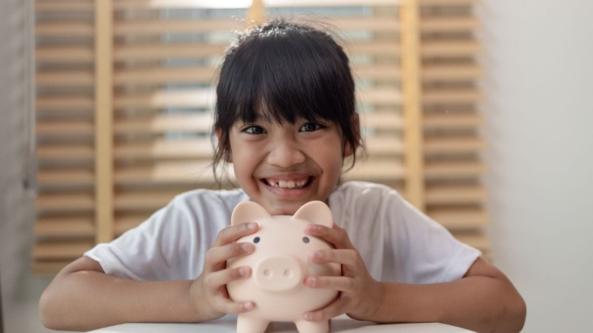MP2, Banks, or Investments? Where Parents Put Kids’ Aguinaldo