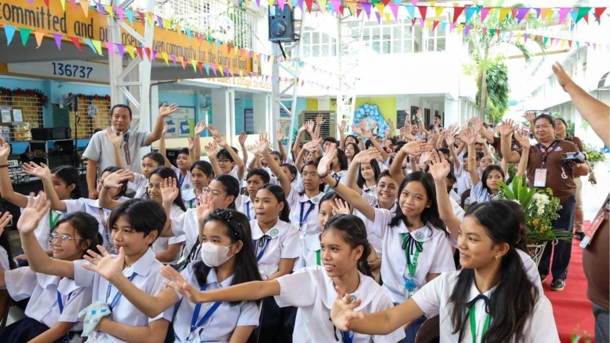 EDCOM 2’s 10-Year Plan Seeks to End Mass Promotion in Philippine Schools