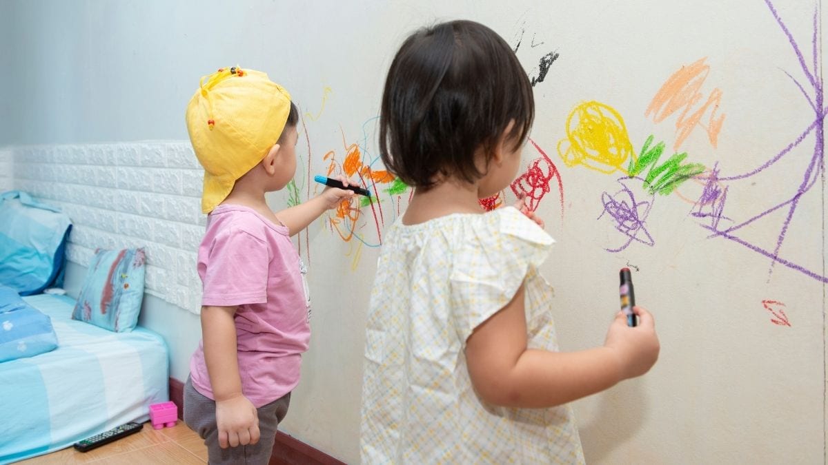 Got Yourself A Little Artist? Why Not Throw Her A Little Art Show!