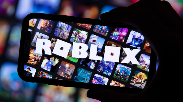 The popular world of Roblox: what it is, the risks it poses and why parents  are so worried about it - Wales Online