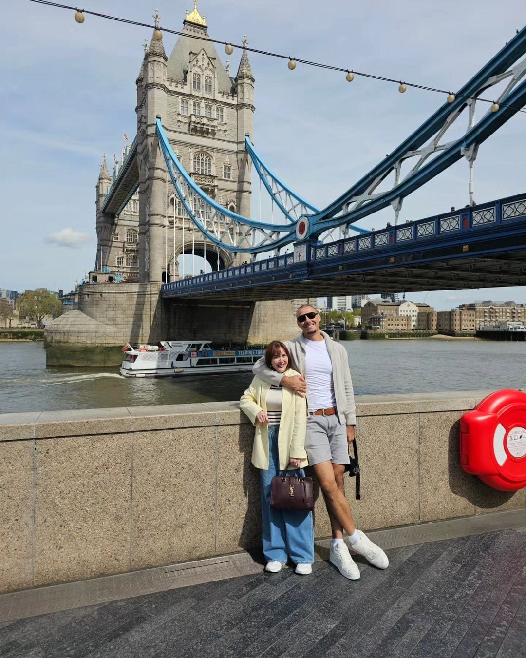 Celebrity couple Chesca and Doug Kramer spend a wonderful time in London.