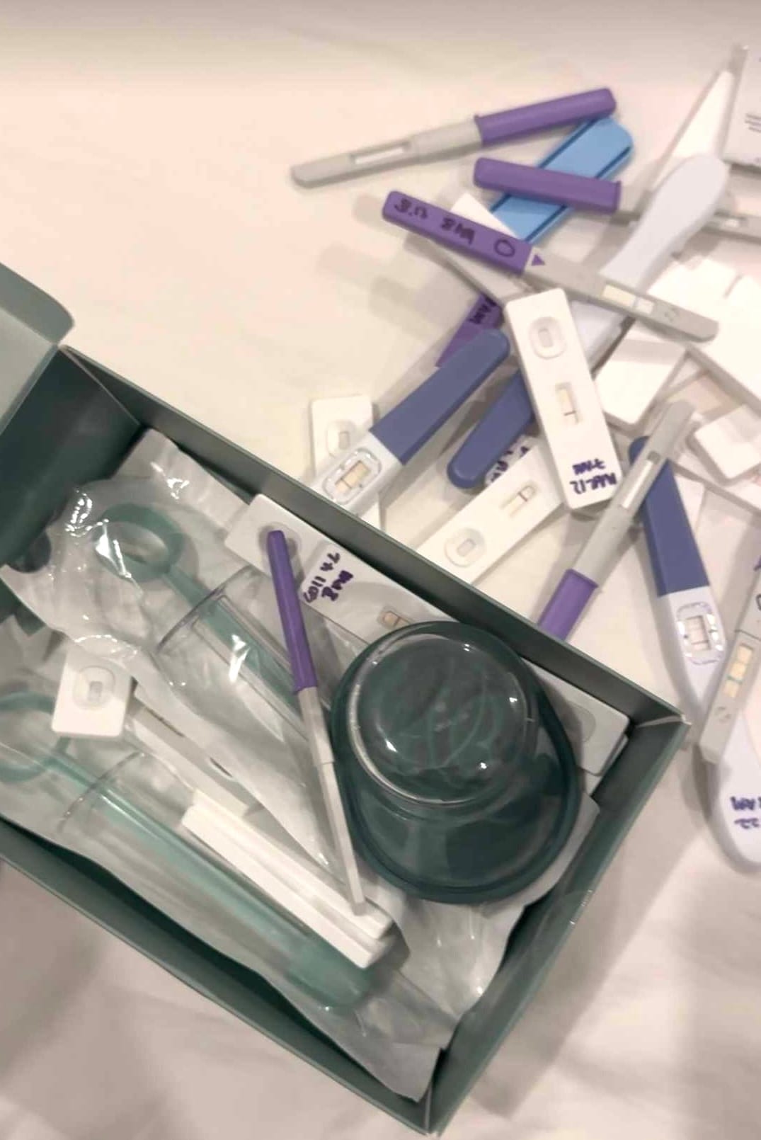 Artificial insemination test kit