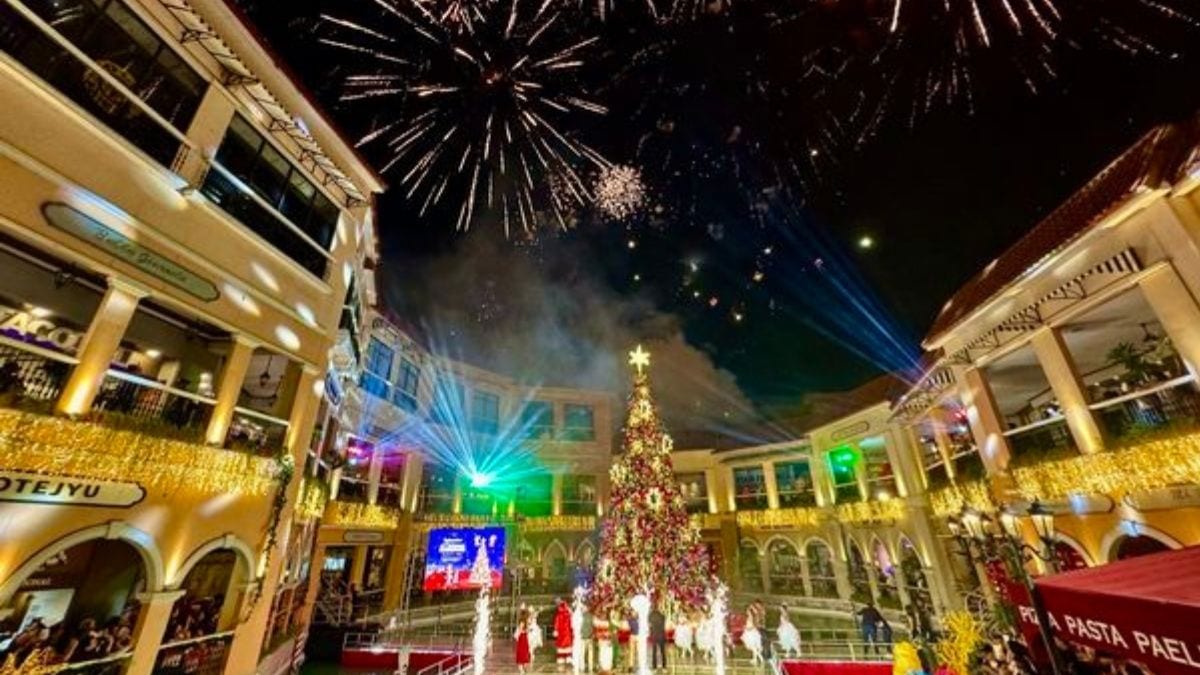 Venice Grand Canal Mall Christmas 2024