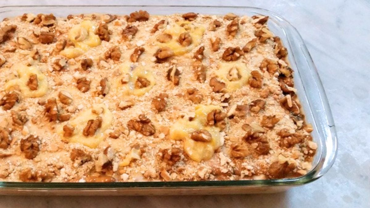 Mango Float With Walnuts