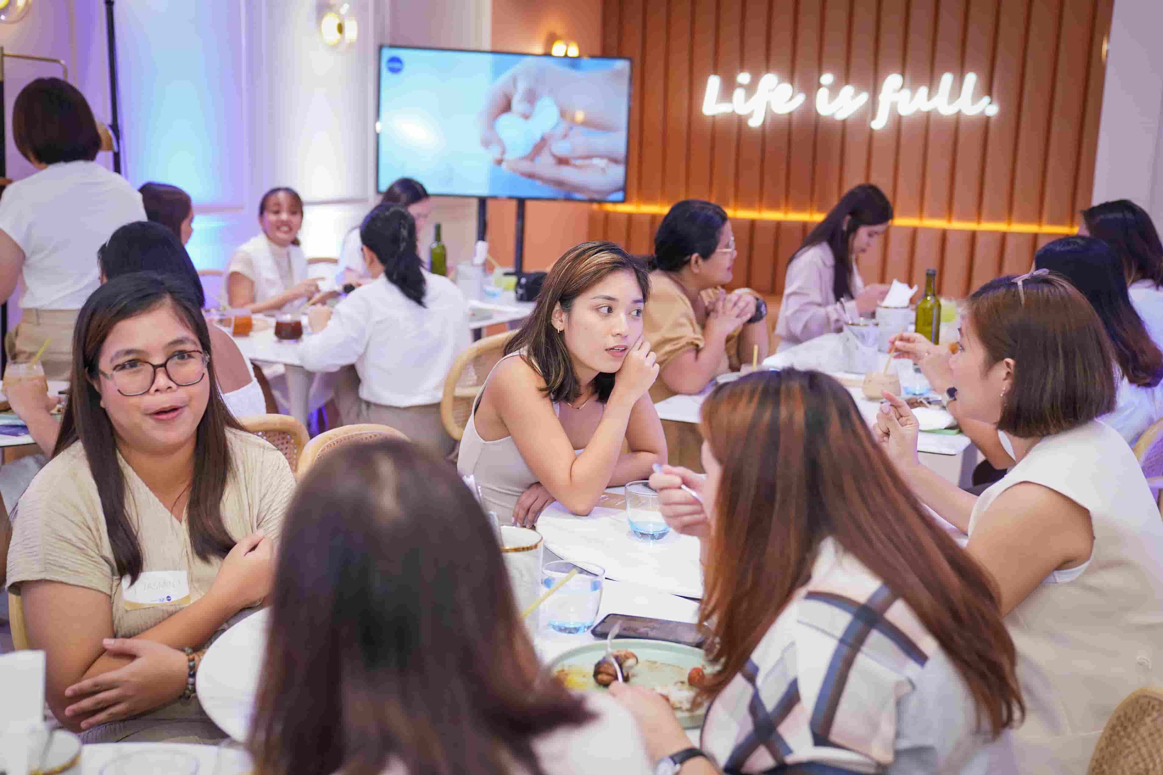 SP Cafe Nivea guests