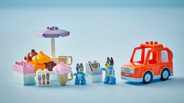 LEGO, BLUEY