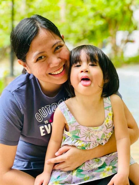 MOM AND DAUGHTER