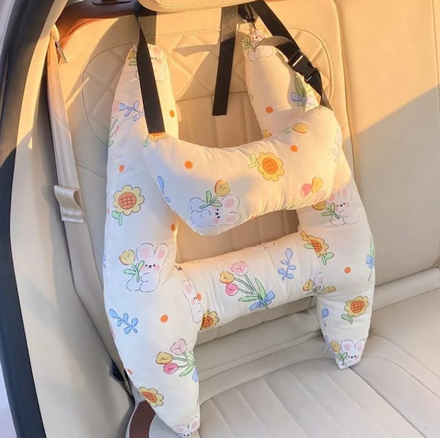 CAR PILLOW