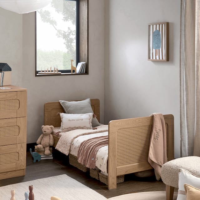 MAMAS AND PAPAS, ESNA COLLECTION
