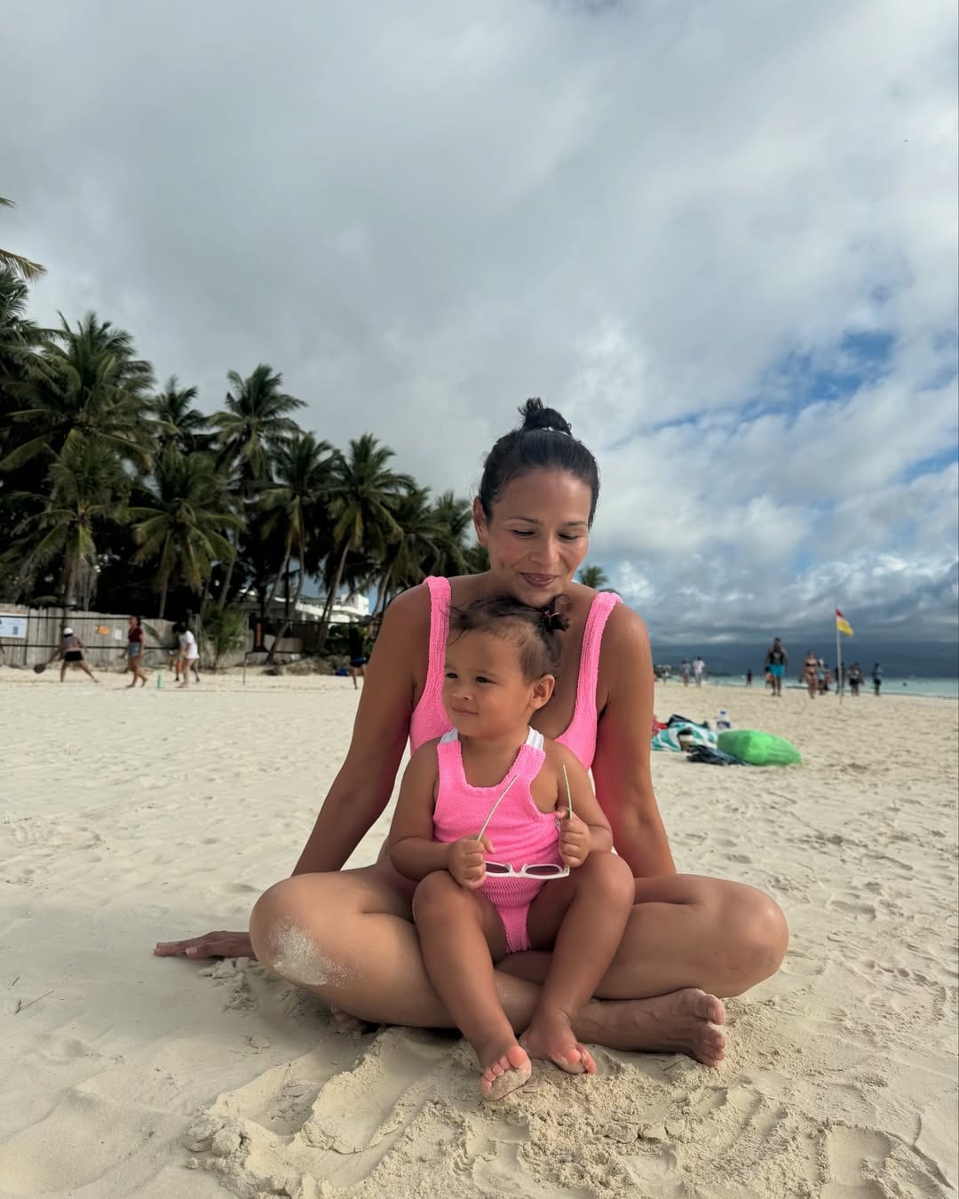 Iza Calzado.
