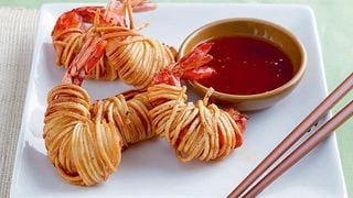 Fun Finger Food? How About Wrapping Prawns in Noodles!