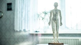 Two Moms Share How Acupuncture and Chiropractic Care Helped Their Pregnancies