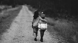 5 Ways to Teach Your Child to Be Open-Minded Toward Others