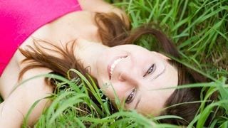 Look 10 Years Younger! Advice from Dermas and Makeup Artists