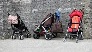 This Stroller Practice Is Dangerous in Intense Summer Heat