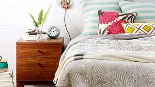 6 Practical Hacks For Washing Your Bedding