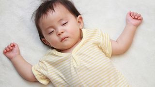 Why You Should Always Lay Your Sleeping Infant Down on His Back