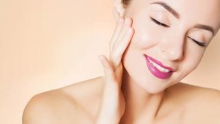 This Facial Gives Glowing and Contoured Skin After Just One Session