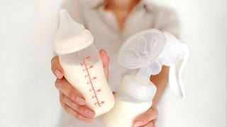 8 Paraan Kung Kailangan Nang Patigilin si Baby sa Pagpapadede