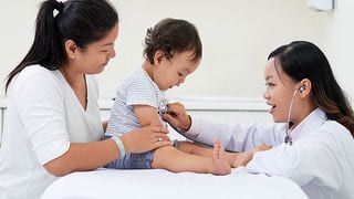 Qualities You Should Look For When Choosing a Pediatrician for Your Baby
