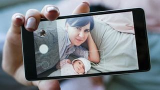 12 Ways to Protect Your Family When You Share Those Selfies Online