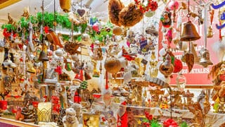 Planning to Sell Your Products in Christmas Bazaars? You Will Spend This Much