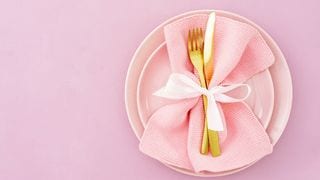 How to Avoid Putting So Much Pressure on Yourself When Doing Parties at Home