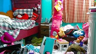 Interior Designer (and a Mom!) Shares Her Tricks to Get Rid of Clutter Fast!