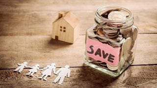 How You Can Be Financially Independent Even If You're a Stay-at-Home Parent