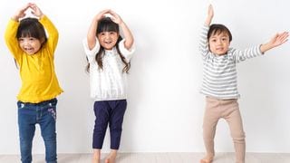 No Money Needed! Help Your Toddler Strengthen His Brain Muscles With These Fun Activities