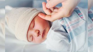 Why Your Newborn Baby Is 'Magugulatin'