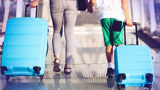 Plan That Family Vacation! A New Law Gives Students 20% Discount on Airfare
