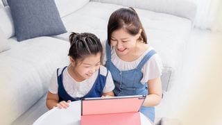 9 Things You Can Do If Your Child Can't Seem To Put Her Phone Down