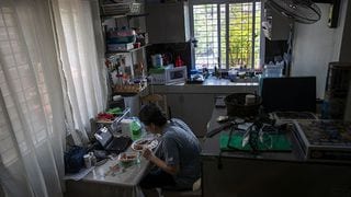 IN PHOTOS: What It's Like To Be A Dad Who Is Also A Doctor And COVID-19 Survivor