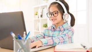 A Dad Shares How Online Learning Helped His Kids Get Into U.S. Universities