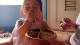 Minimize Your Stress And Mess! Where To Find Baby Feeding Essentials Online