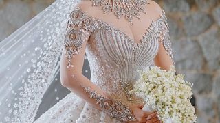 FIRST LOOK: Ara Mina stunning in her princess-like wedding gown