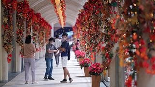 Ban Kids In Malls? Metro Manila Mayors To Draft Guidelines For Minors Going Out