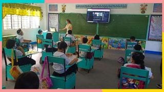 No Plastic Barriers For Schools, Says Mayor Vico Sotto: 'The Key Is Good Ventilation'