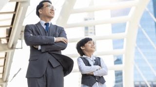 Family Expert Shares How To Raise Successful And Selfless Future Leaders