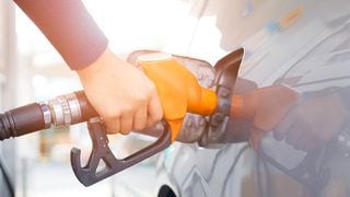 9 Tips To Save Fuel As Gas Prices Soar