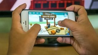 Should We Let Our Kids Play Roblox? Dad Shares His Thoughts