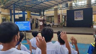 DepEd Made A Slight Tweak In The Panatang Makabayan To Make It 'More Inclusive'