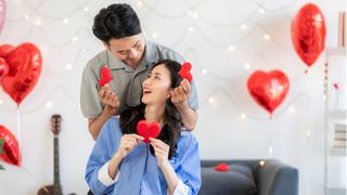 Survey: Filipinos Prefer Money Gifts This Valentine's Day