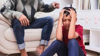 Pamamahiya Sa Bata: Kailangan Ba Para Madisiplina Ang Anak?