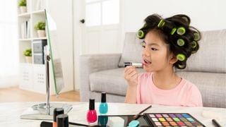 Your Child Already Wants To Wear Makeup? Here Are Your Safe Options