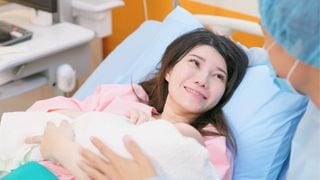 Pregnancy Debate: Should Dads Be In The Delivery Room? Moms Answer