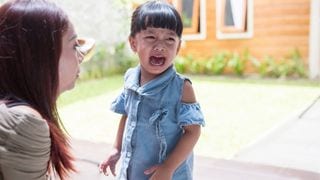 What To Do When You See A Mom And Child With Autism Struggling
