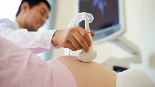 Pelvic Vs. Transvaginal Ultrasound: Alin Ang Para Sa Iyo?